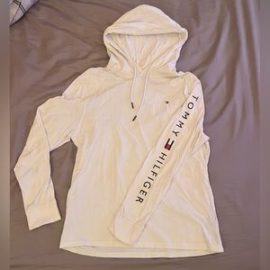Medium Tommy Hilfiger White Long Sleeve “Hoodie”